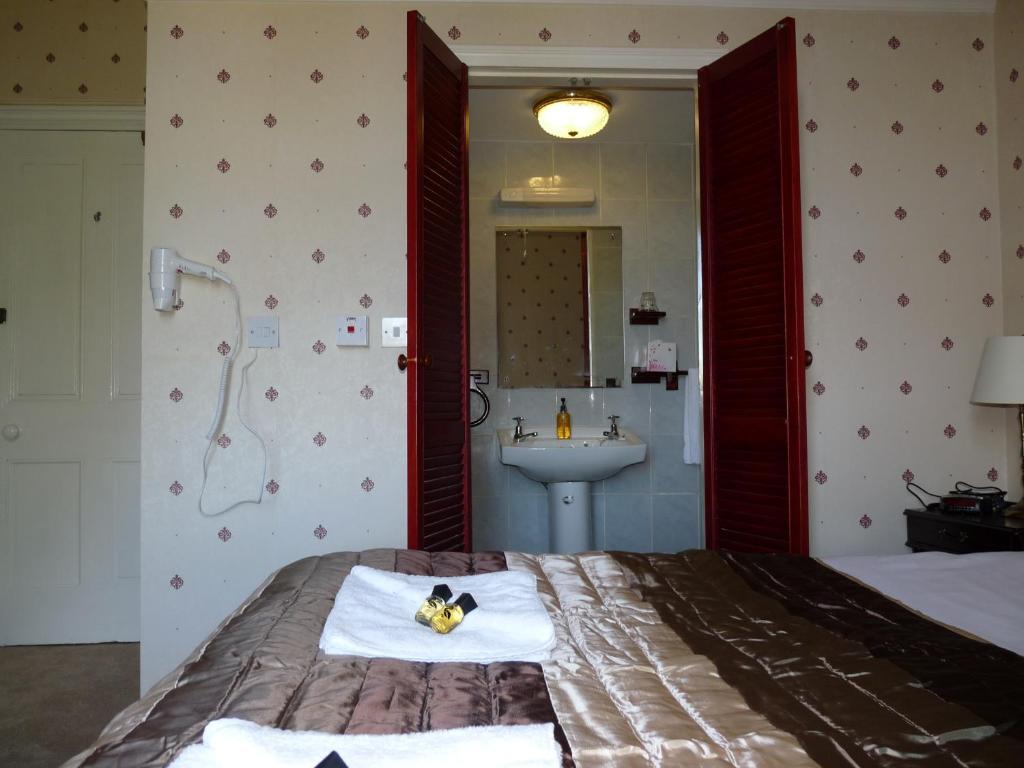 Alba Hills Guest House Единбург Номер фото