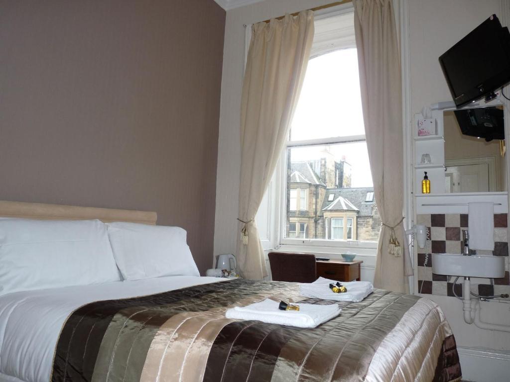 Alba Hills Guest House Единбург Номер фото