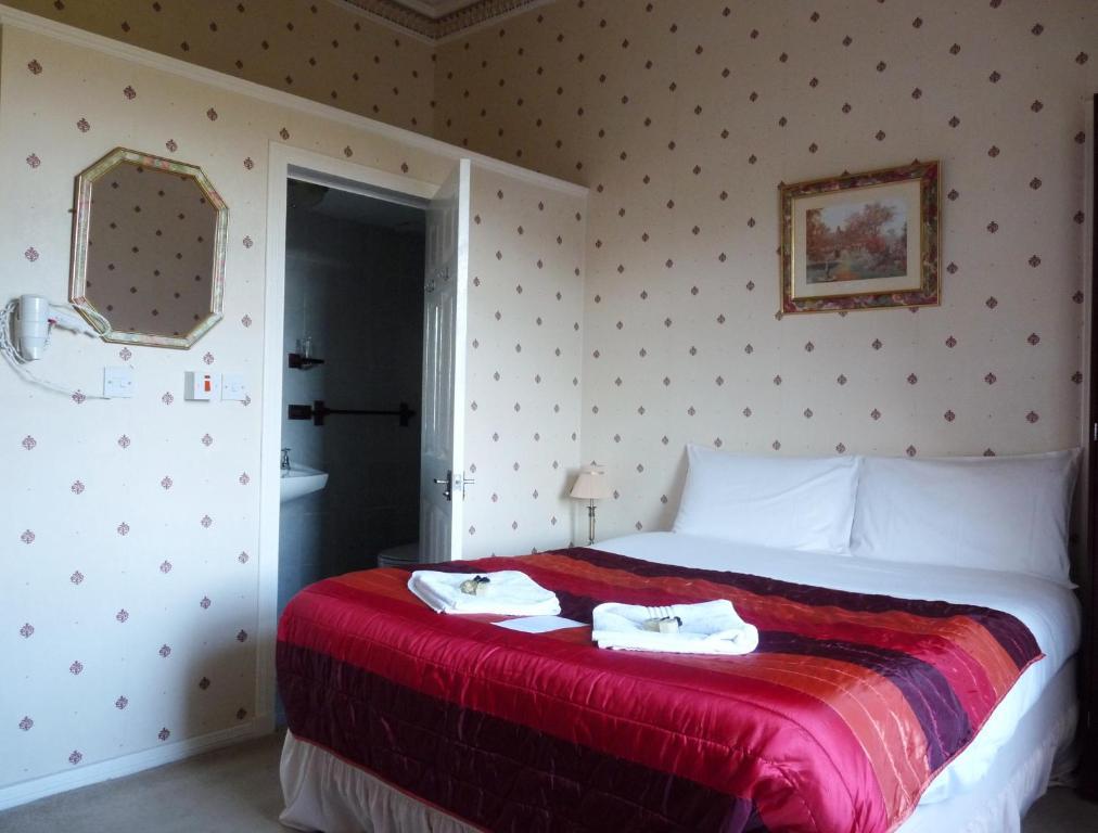 Alba Hills Guest House Единбург Номер фото