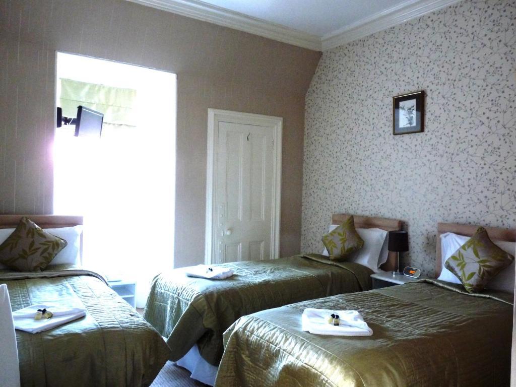 Alba Hills Guest House Единбург Номер фото
