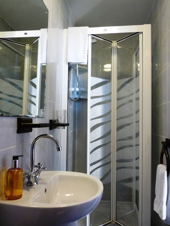 Alba Hills Guest House Единбург Екстер'єр фото