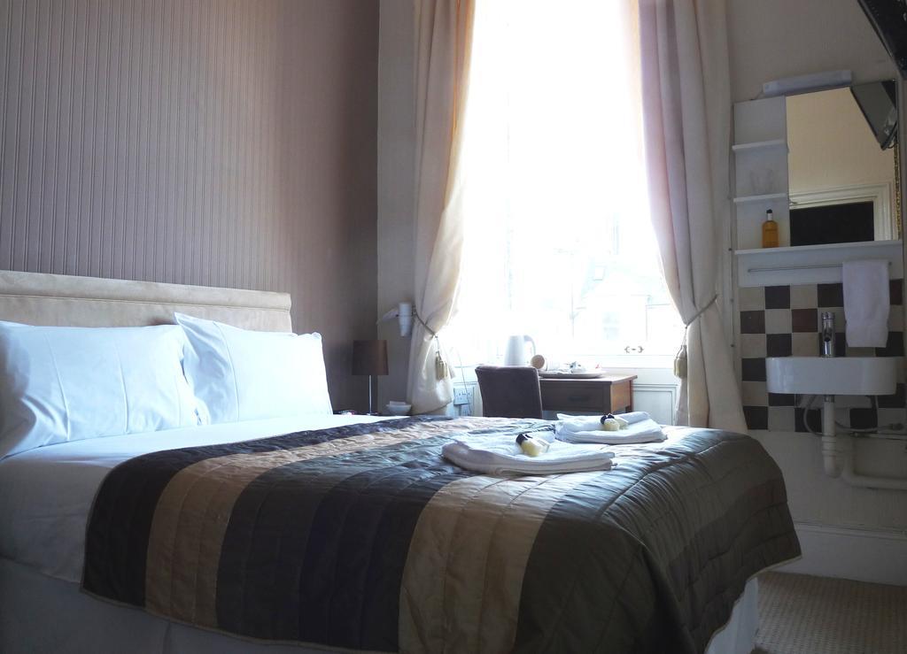 Alba Hills Guest House Единбург Екстер'єр фото