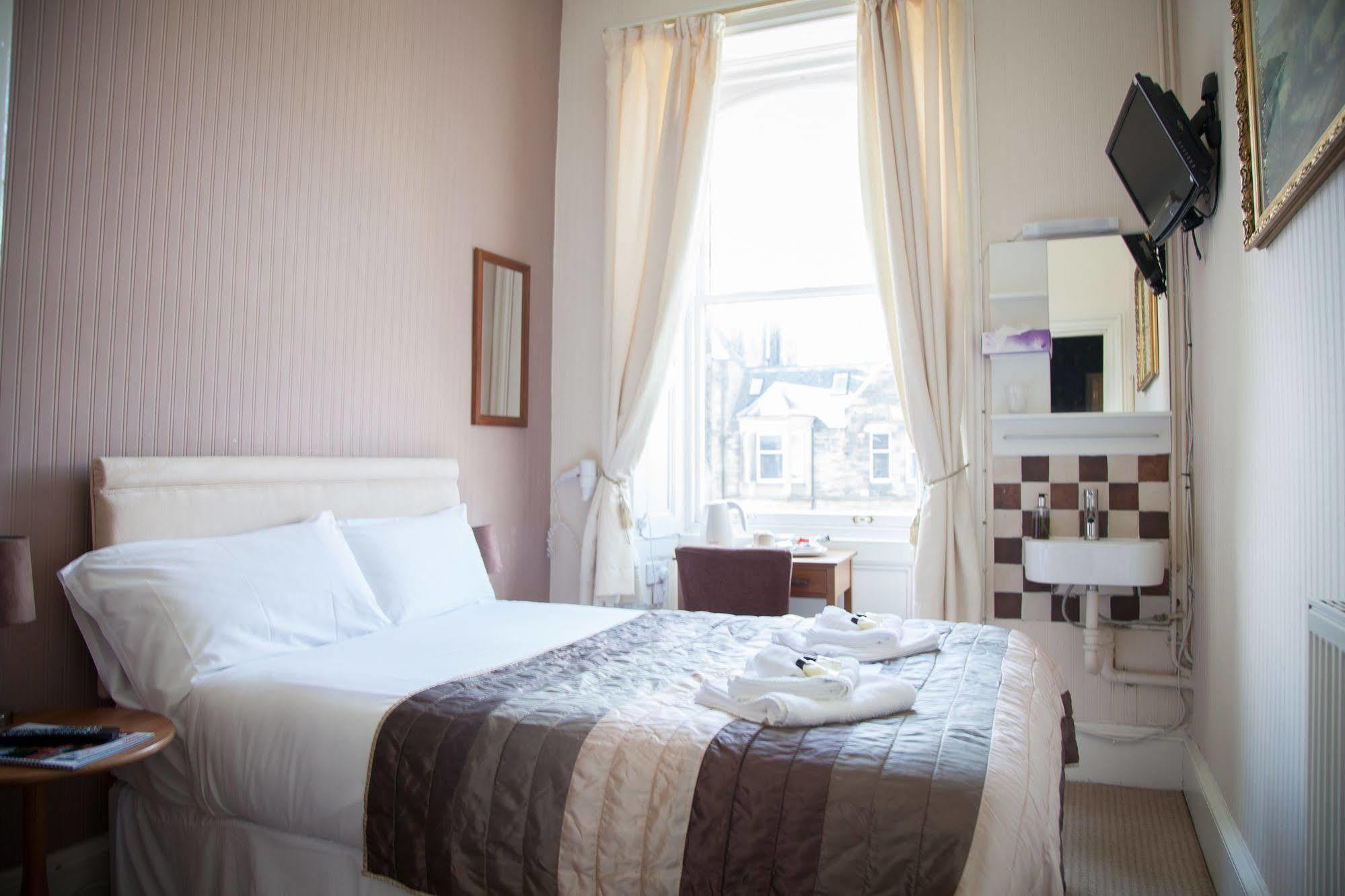 Alba Hills Guest House Единбург Екстер'єр фото